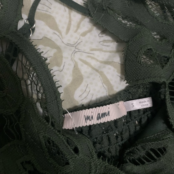 Francesca’s Elegant Lace Tank - Picture 3 of 5